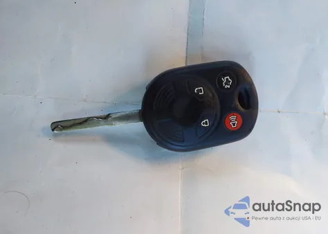 2014 Ford Focus Se z USA, uszkodzony, nr VIN 1FADP3F27EL141408